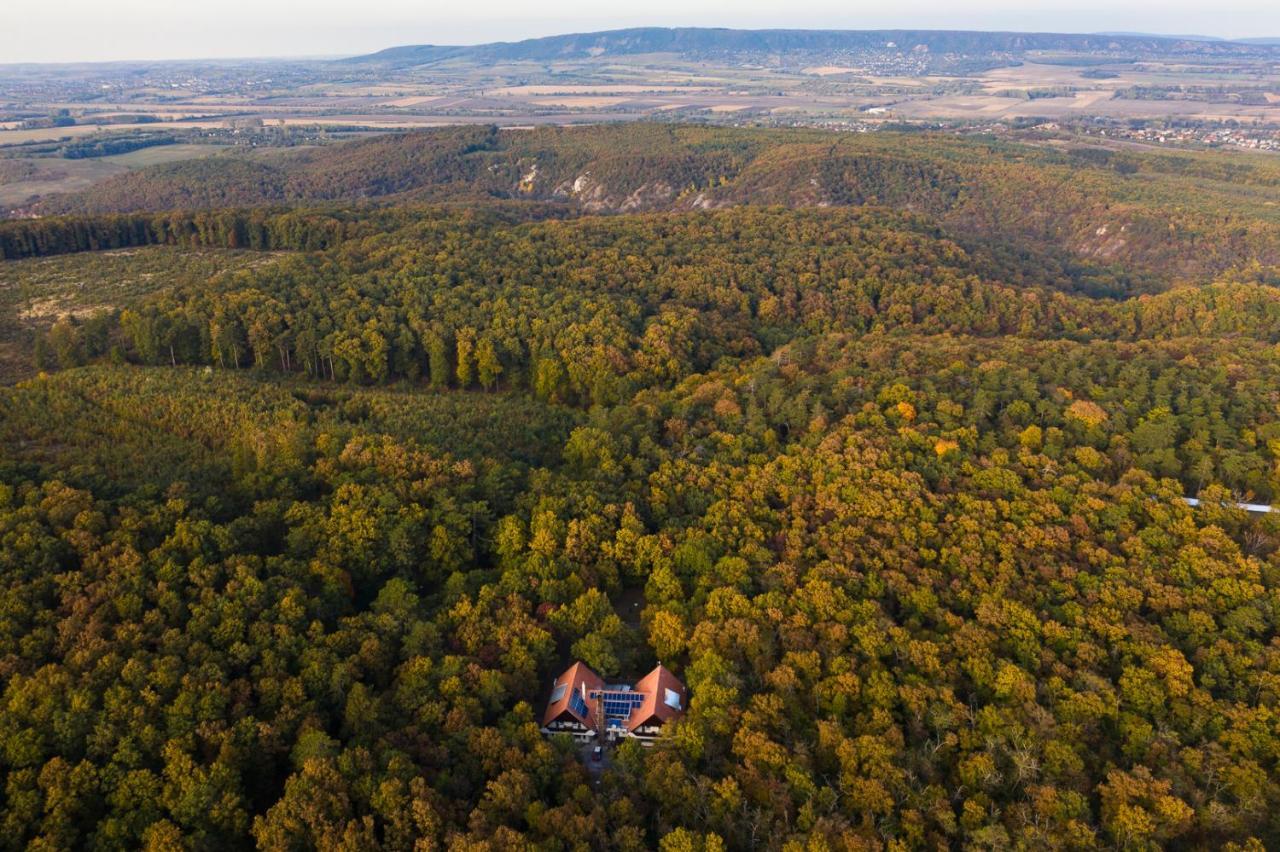 Zseri Vadaszhaz Fehérvárcsurgó Exterior foto